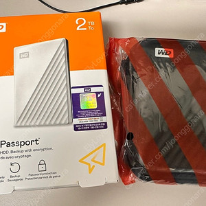 WD NEW My Passport 2TB 외장하드 미개봉