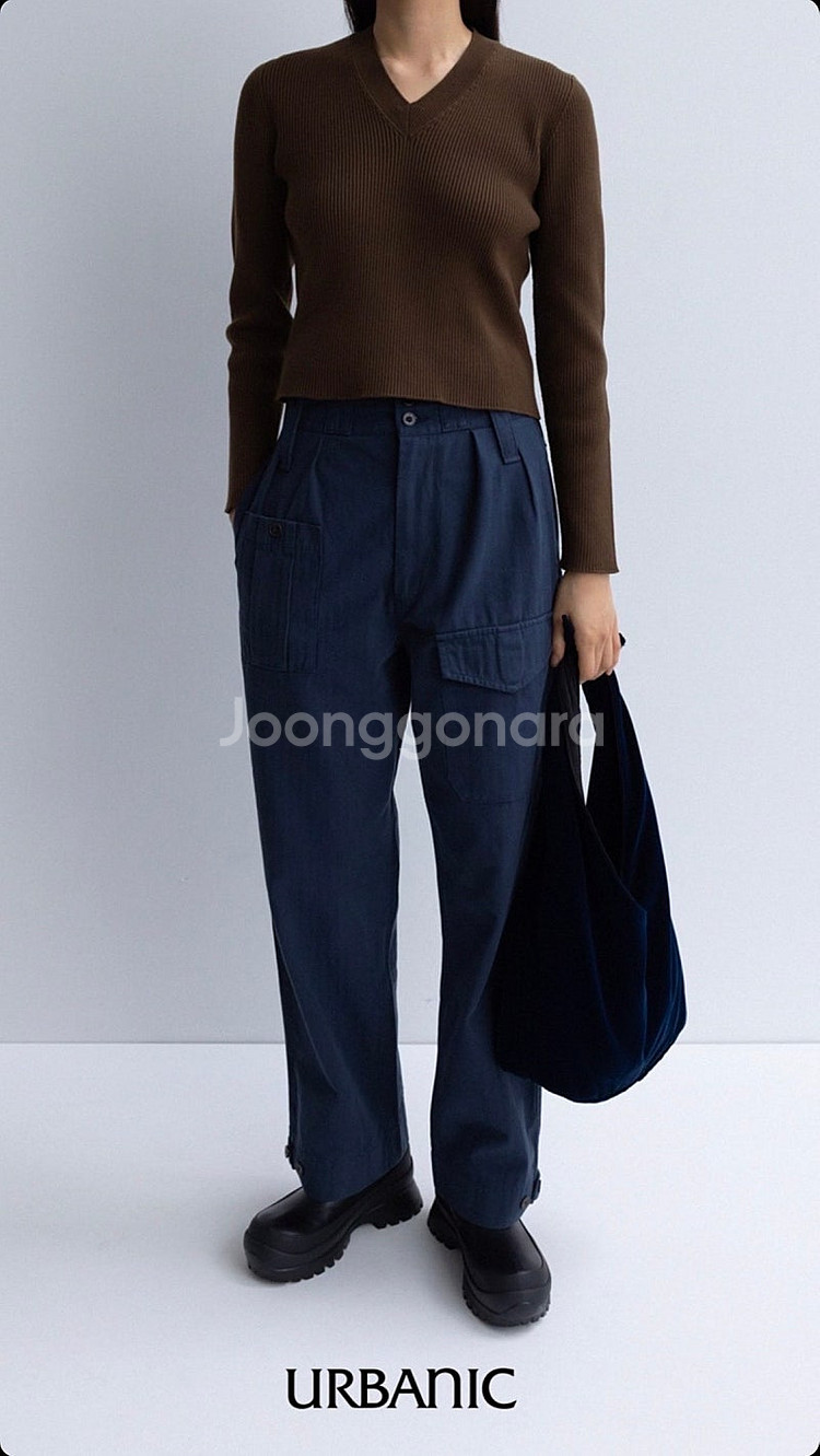 얼바닉30 Torino V-neck 브이넥 니트 - 네...--3