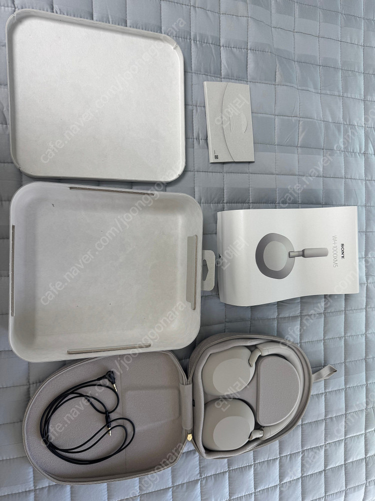 SONY WH-1000XM5 플래티넘 실버 (1달 사용) 헤드폰 판매합니다.--1