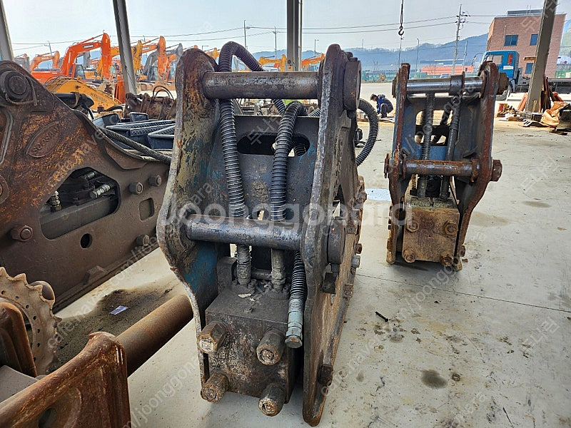10 뿌레카 브레이커 영원 K5200 중고굴삭기 어태치...--3