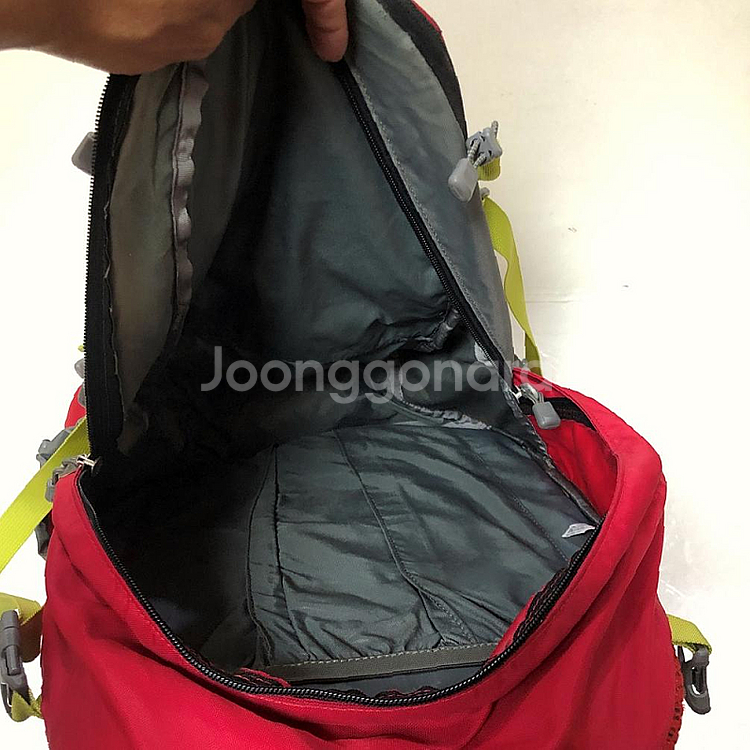 판매 노스페이스 등산배낭 28L--5