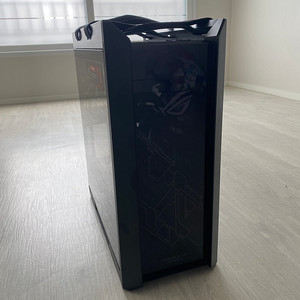 로그 스트릭스 헬리오스 케이스 Rog Strix case