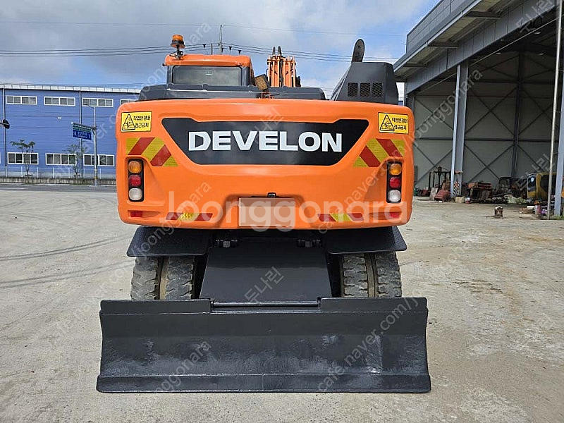 두산 DX140W 5 2016년식 코끼리집게 중고굴삭기...--3