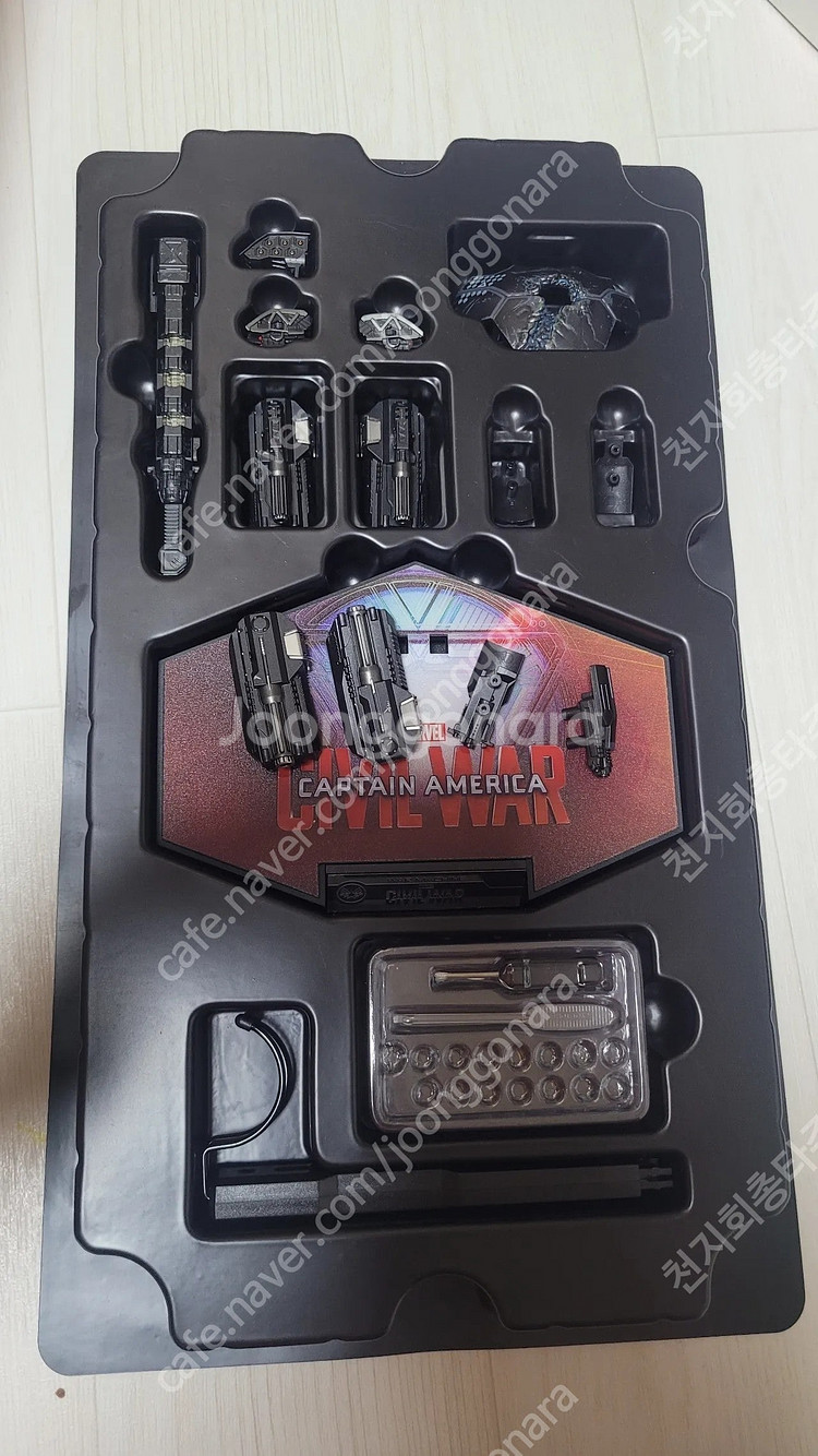 핫토이 시빌워 워머신 풀구성 (카톤O), 마크7 노멀헤드 (이디스), 마크50 헤드, 팔, 다리 그 외 파츠 등 판...--5