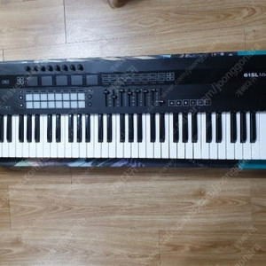 Novation 61sl mk3 판매합니다