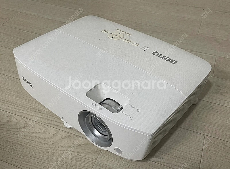 벤큐 W1050 빔프로젝터--0