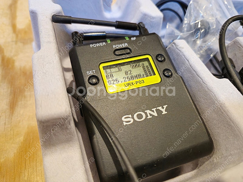 SONY UWP D11 무선마이크 판매합니다.--2