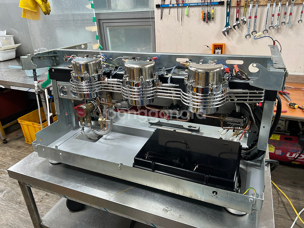 ■오버홀완료 커피머신■ 달라코르테 EVO2 3그룹 블랙...--5