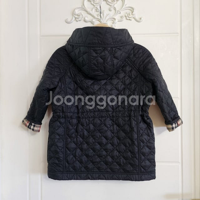 새상품급. 120호 (6y) 버버리칠드런 뉴라벨 퀼팅 ...--1