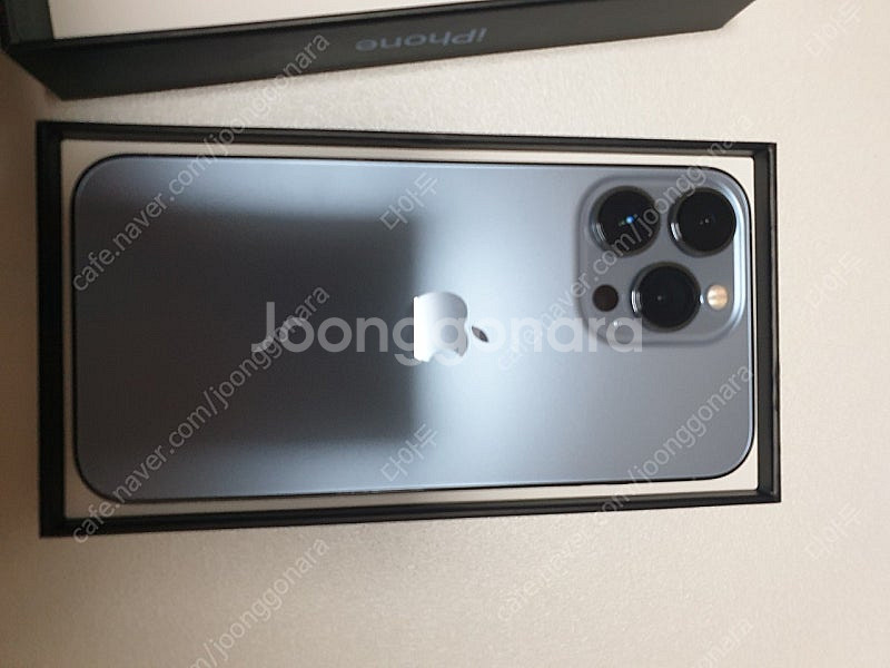 아이폰 13pro 시에라블루 256GB 팝니다--0