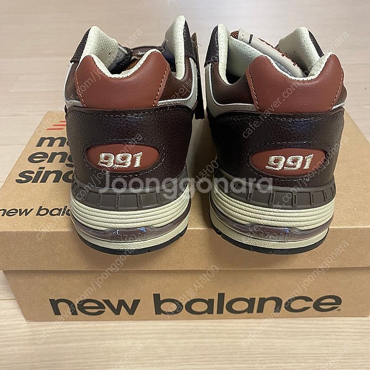 뉴발란스 M991 GBI UK7 (255) [새상품]--3