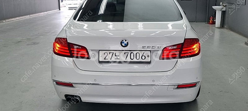 bmw 520d 화이트바디 화이트시트 조합 급매--1