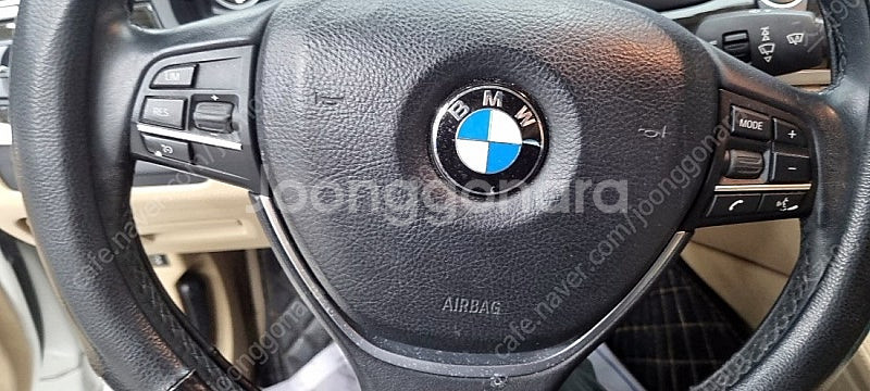 bmw 520d 화이트바디 화이트시트 조합 급매--7