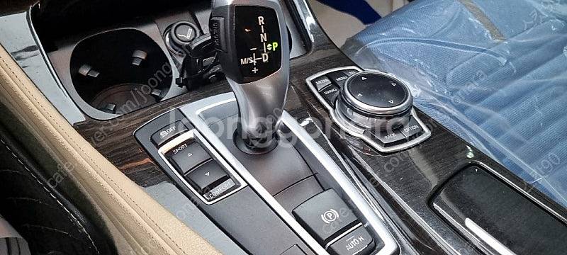 bmw 520d 화이트바디 화이트시트 조합 급매--8