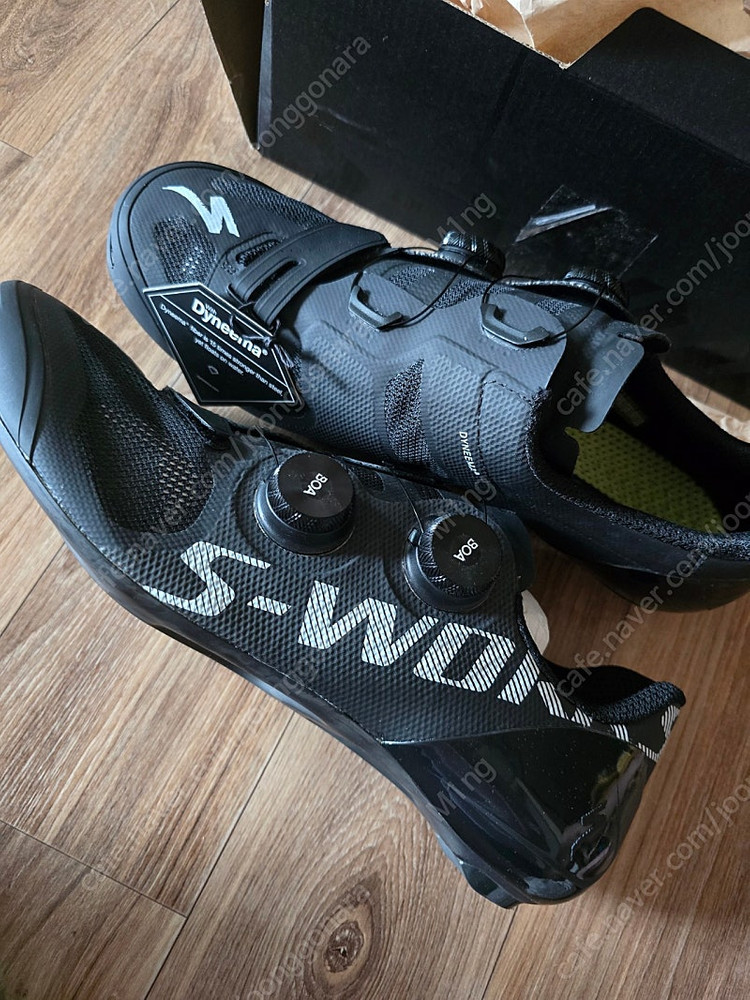 에스웍스7 벤트 44 클릿 슈즈 블랙--0