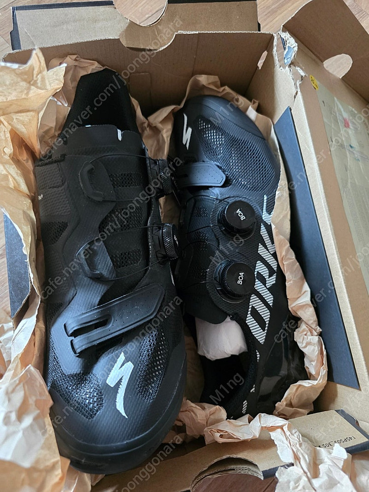 에스웍스7 벤트 44 클릿 슈즈 블랙--3