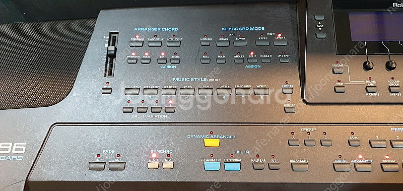 로랜드 E-96 건반--2