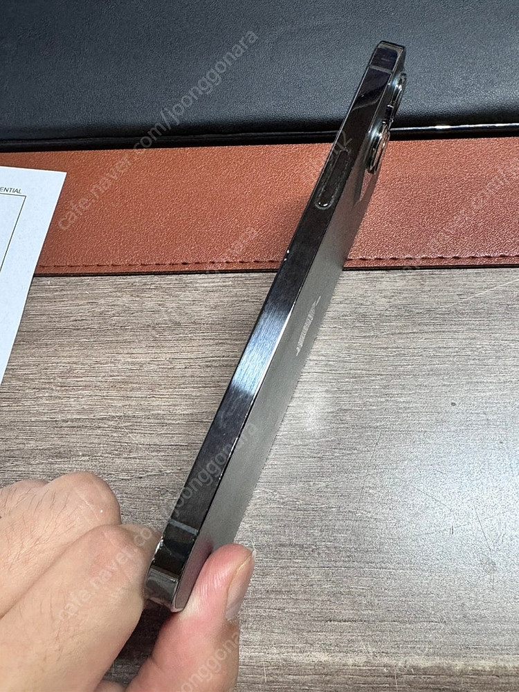 아이폰12 프로맥스 그래파이트 블랙 256 배터리 89% 팝니다.--6