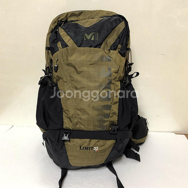 밀레 등산배낭 32L--1