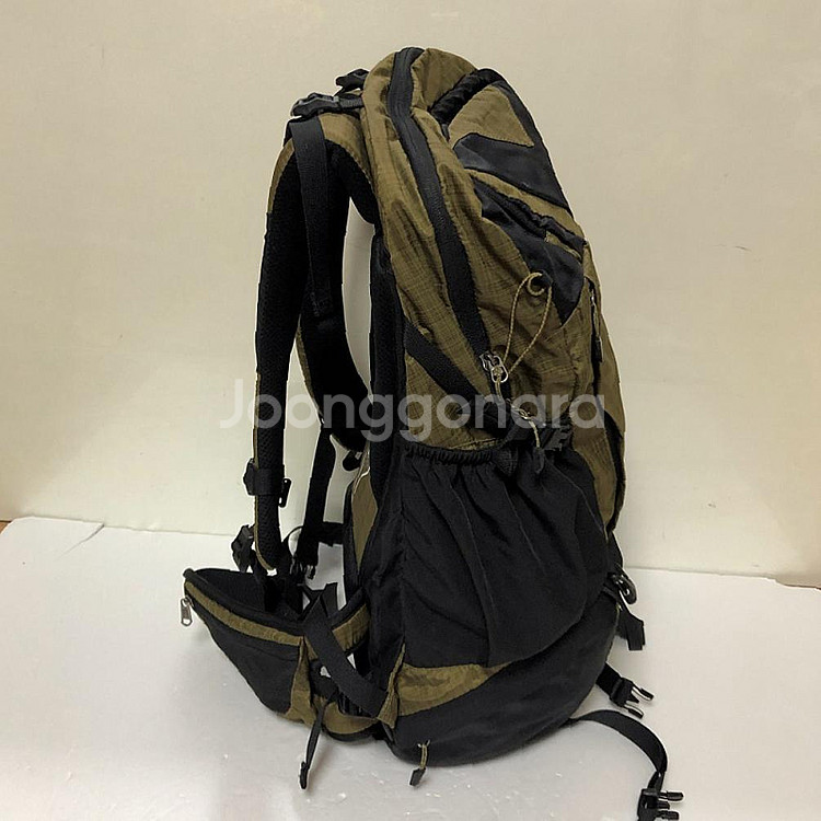 밀레 등산배낭 32L--2