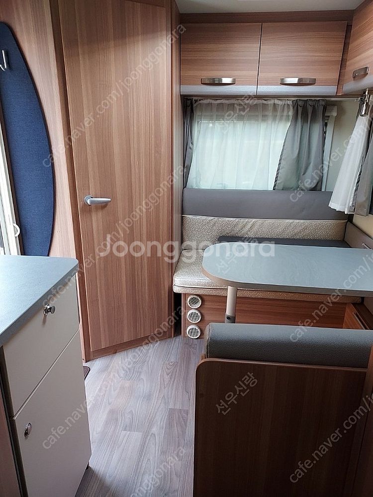 대구 중고 카라반 바인스버그 카라원390QD--6