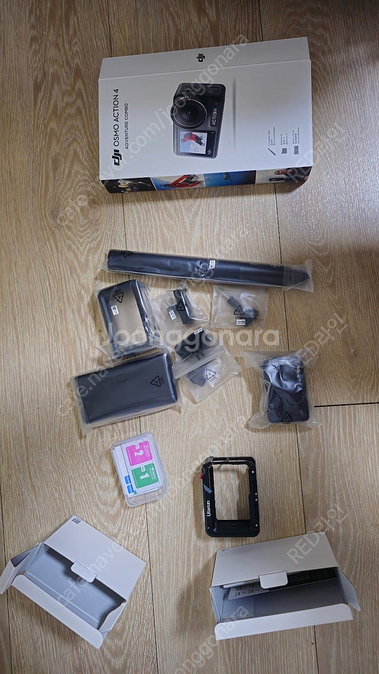 DJI 오즈모액션4 어드밴처콤보 + 2년리프레쉬 + 울...--0