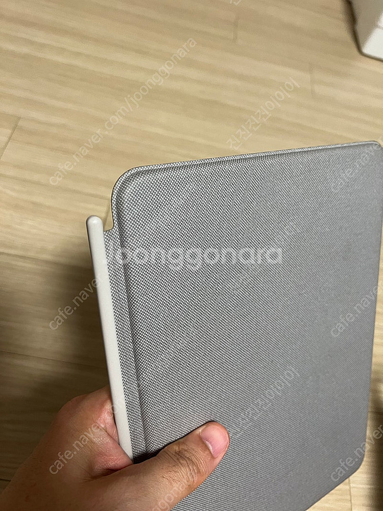 로지텍 아이패드프로 11 콤보 터치 키보드(택포)--1