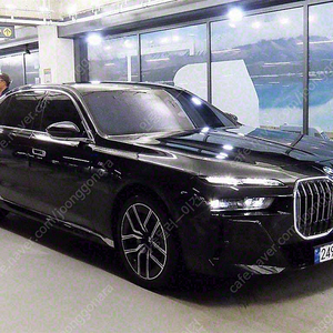 BMW7시리즈 (G70) 740i xDrive M 스포츠 (5인승)★여유자금★전액할부★저신용할부★신용회복★매입★대차★수출★리스★