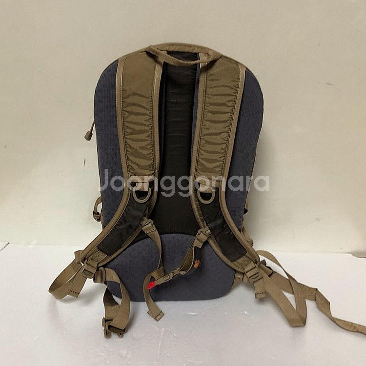 판매 코오롱 등산배낭 23L--4