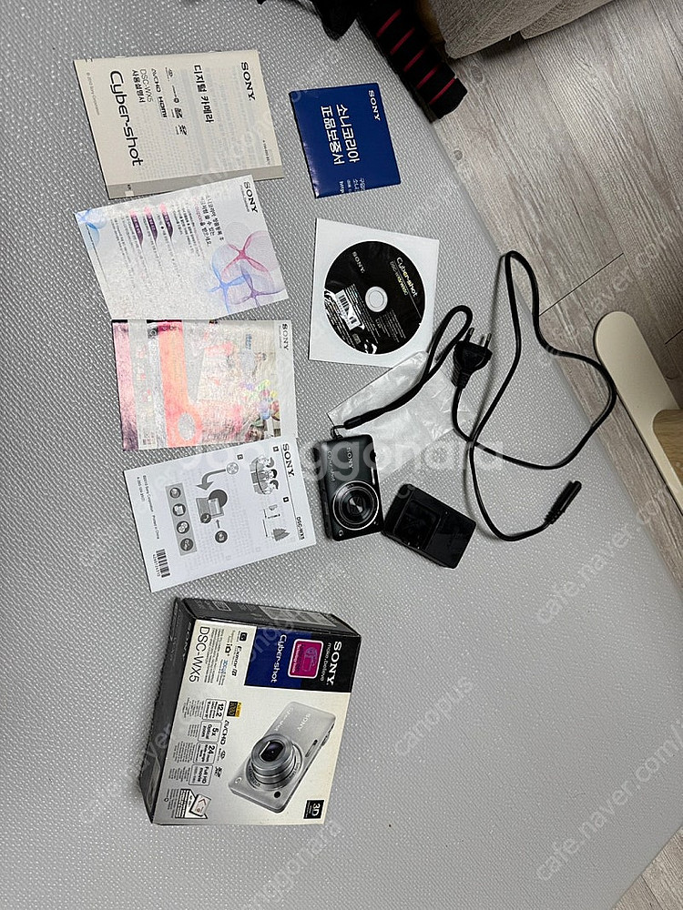 레트로 똑딱이 소니 DSC-WX5 카메라 판매합니다.--0