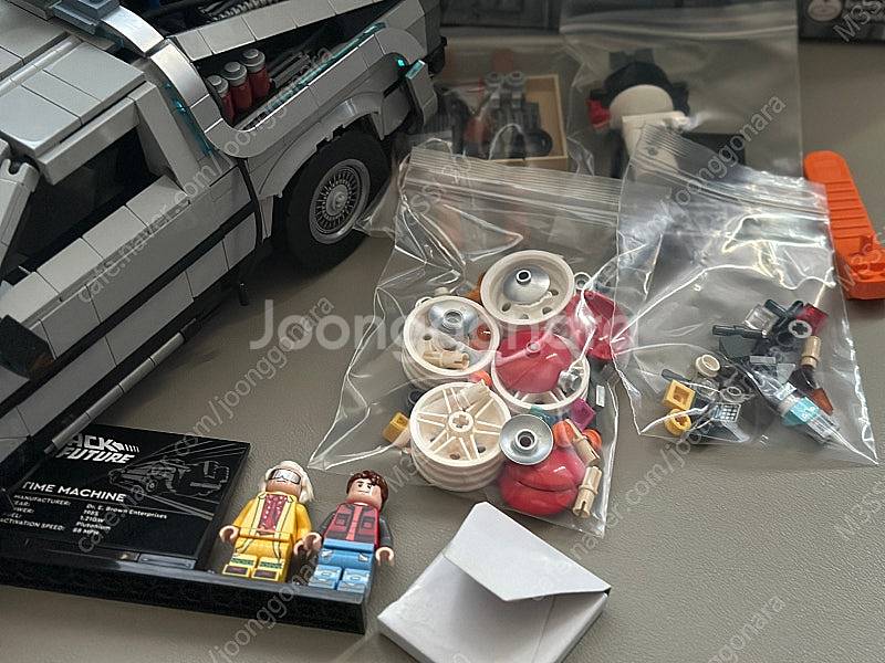 레고 10300 백투더퓨처 드로리안--1