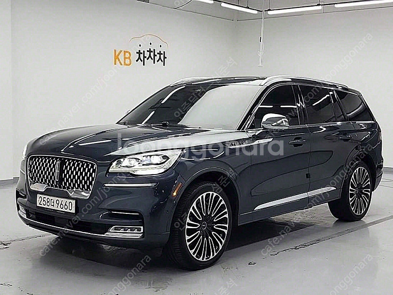 링컨에비에이터 2세대 3.0 블랙라벨 AWD (6인승)...--2