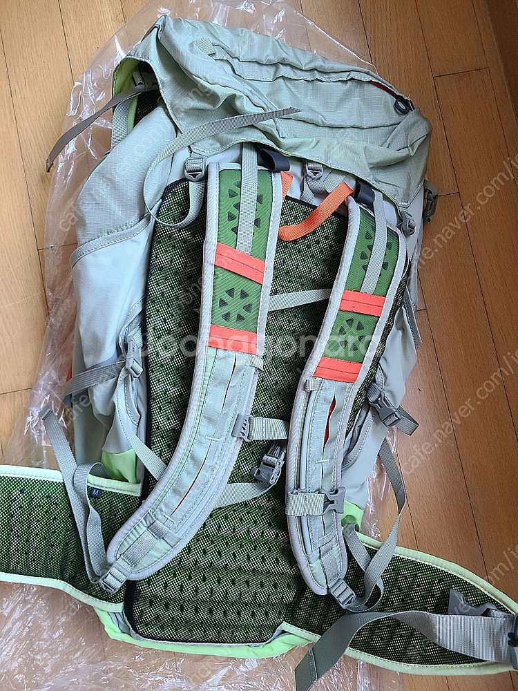 보레아스 Lost Coast 60리터 백패킹 배낭 신품--1