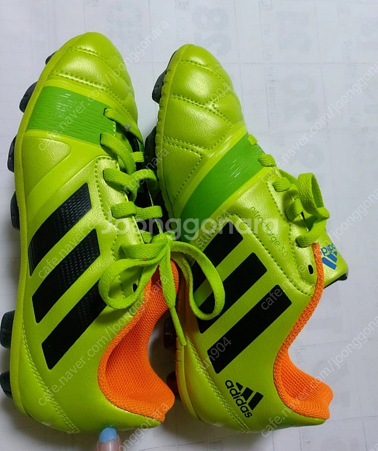 아디다스아동축구화nitrocharge 30 2.--2