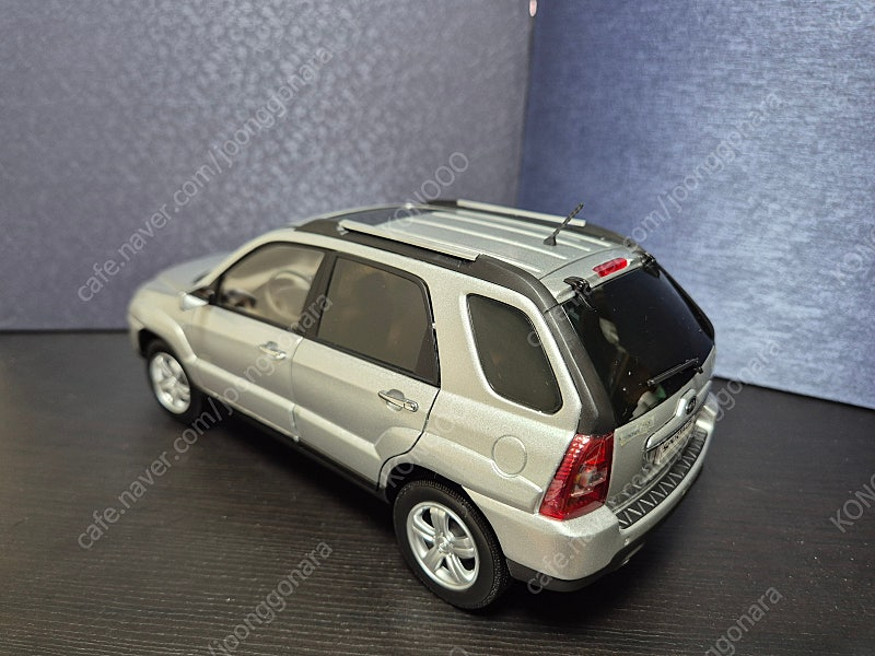 스포티지 1:18다이캐스트 판매합니다.--2