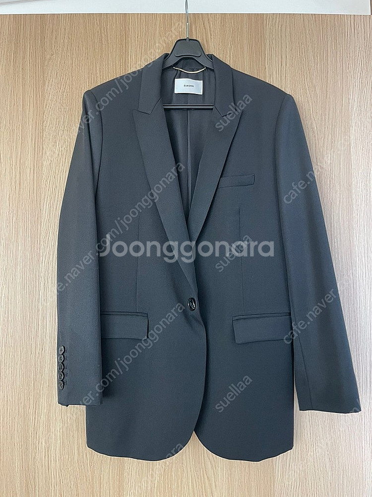 엘보른 누메로 클래식 블랙 블레이저 자켓 새제품--8