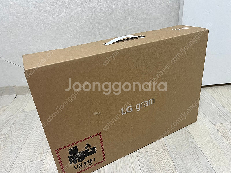 LG 그램 노트북 15ZB90R-GP56ML 새제품 미...--2