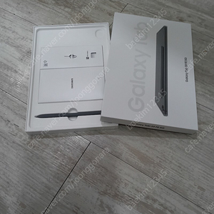 갤럭시탭s9 fe 5g 256기가 개봉만한 새거