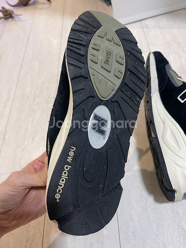 뉴발란스 990 v2 메이드인USA 블랙트루카모 235--5