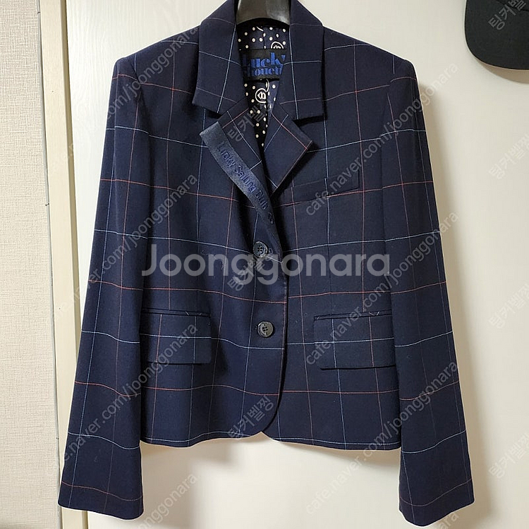 럭키슈에뜨 자켓. 산드로 마쥬 SJSJ 등--9