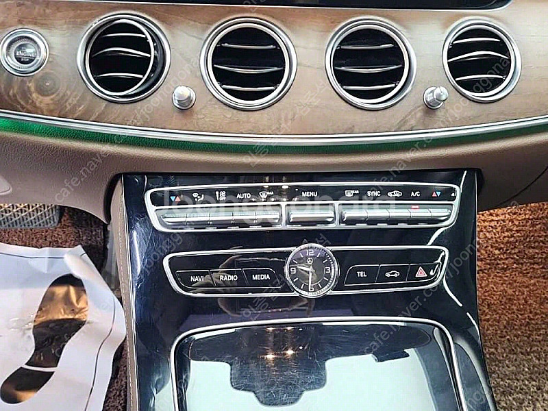 벤츠E-클래스 W213 E220d 익스클루시브 (5인승...--9