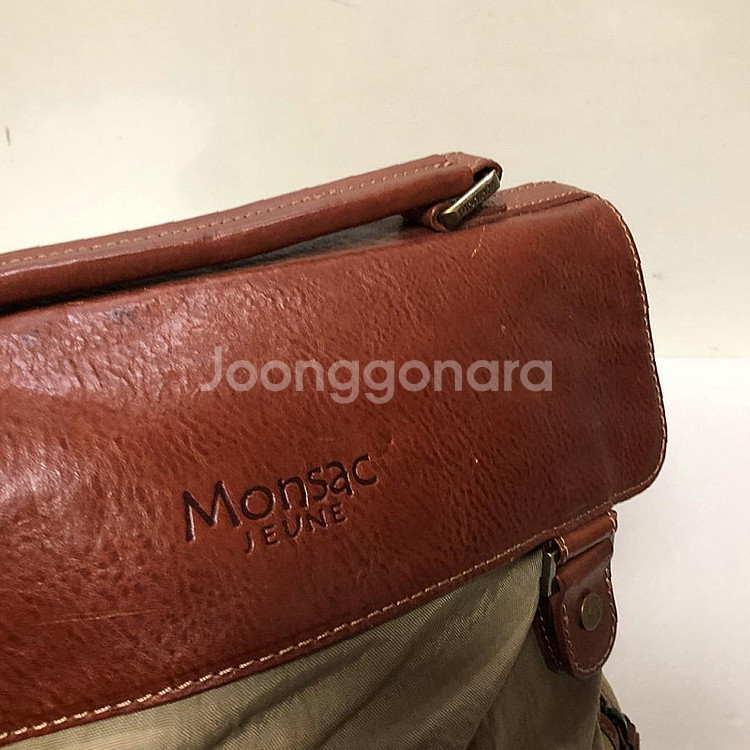 몽삭 백팩 상태좋음--5