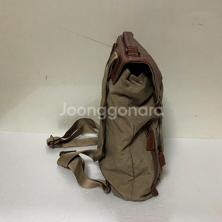 몽삭 백팩 상태좋음--1
