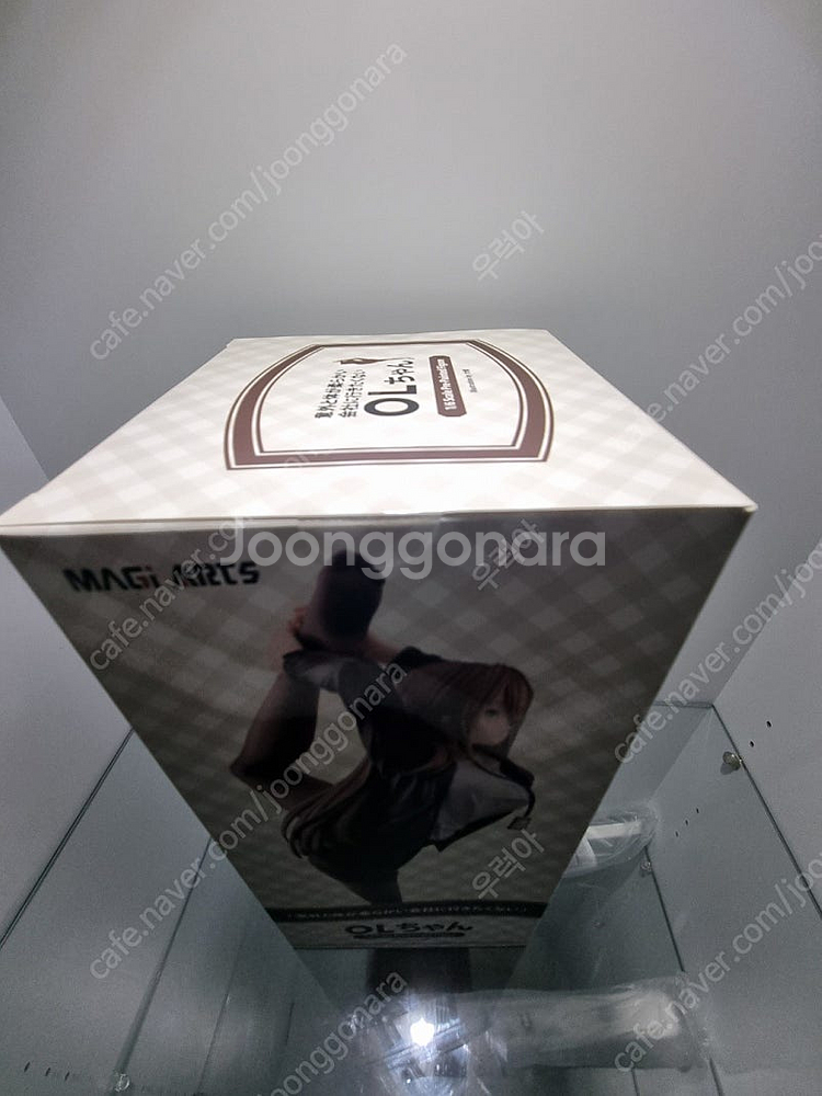 마기아츠 1/6스케일 의외로 몸이 유연한 회사 가기 싫은 OL쨩 화이트 일반 (MAGI ARTS)--2