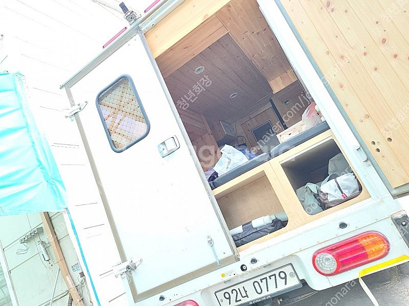 포터2 시티밴 캠핑카 팝니다. 구변완료 견인장치,윈치설...--1