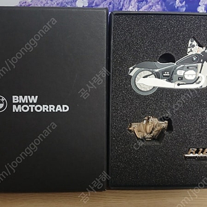 BMW MOTORRAD R18 FIRST EDITION 모토라드 알나인틴 퍼스트 에디션 16기가 USB+엔진 뱃지+R18 로고 브로치+BMW 박스(새상품)