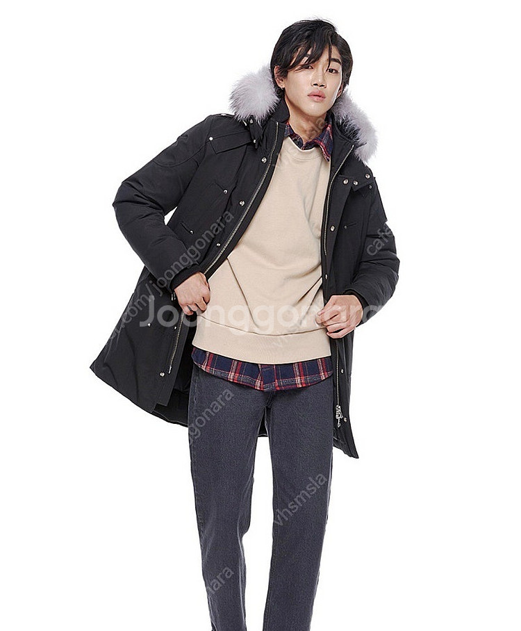 무스너클 롱패딩 스틸링 파카 여우퍼 s사이즈 29에 팝니다--3