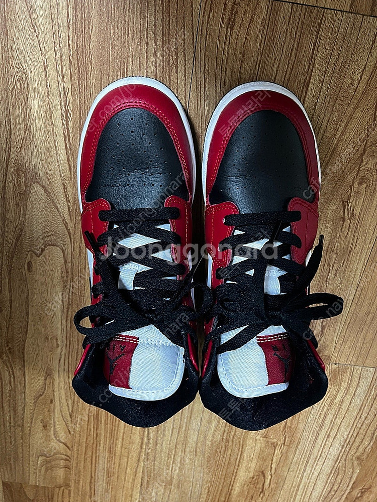 조던1 미드 시카고 블랙토 240 GS--0