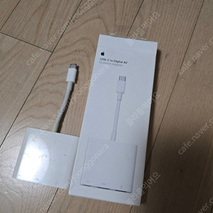 애플 정품 AV 멀티포트 어댑터 판매합니다 (Apple USB C to Digital AV Multiport Adapter)