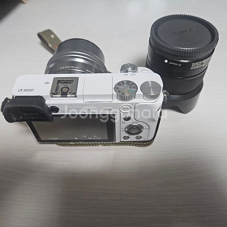 소니 a6000 + 번들렌즈 + 여친렌즈 sel35f1...--4